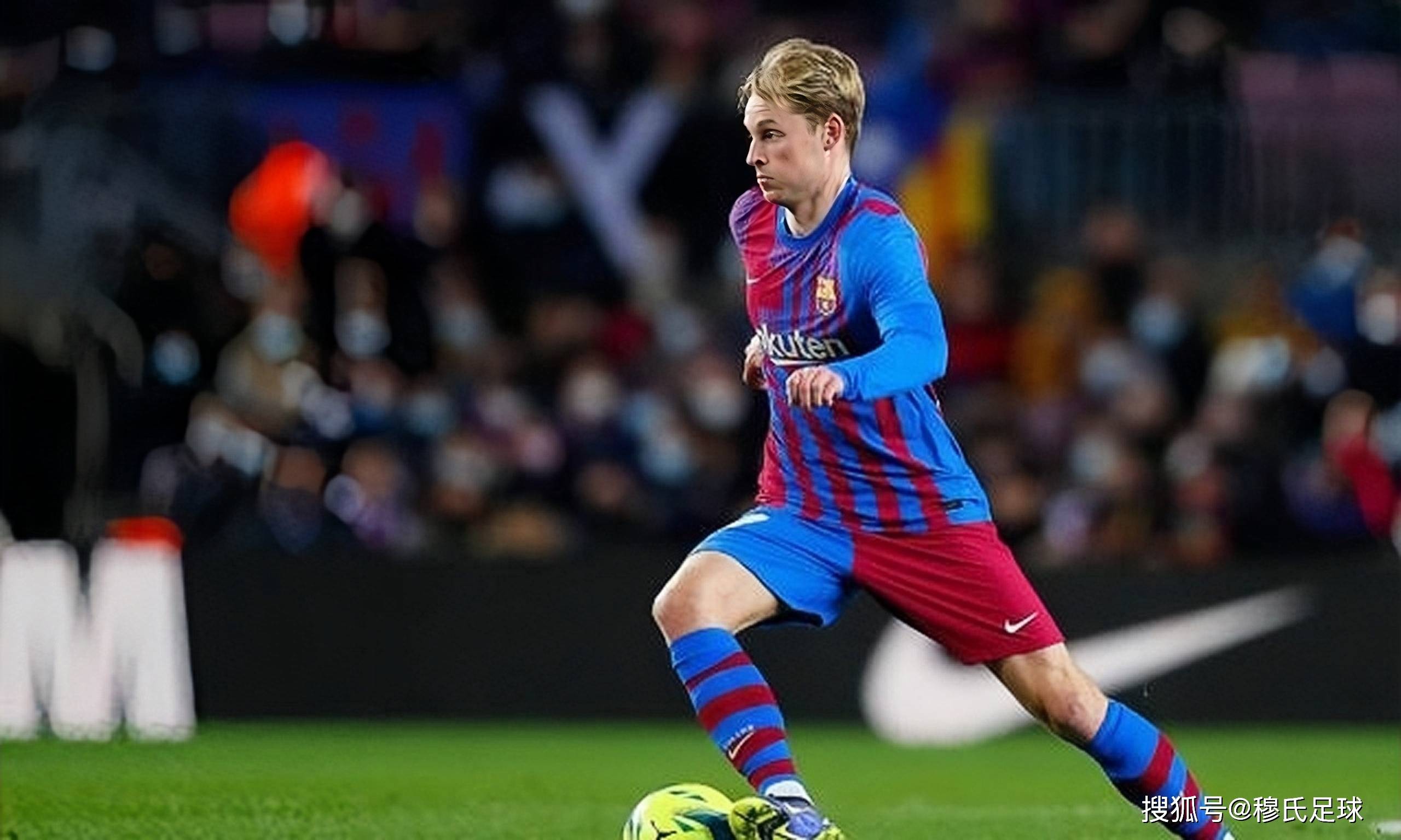 清晨阿贾克斯调整名单以备意甲，更衣室发声环节打磨，媒体盛赞，团队化学反应显著的简单介绍